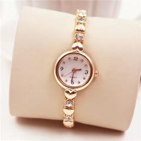 Trend Fashion Elegant Ladies Water Diamond English Watch Small And Simple Bracelet Watch Girls Fashion Women&amp;#039;s Watch